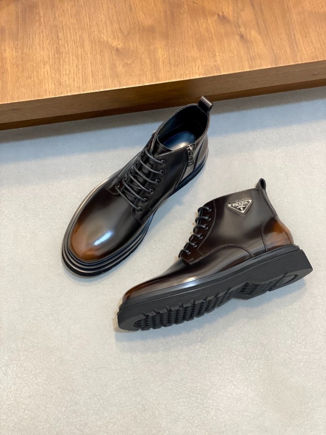 プラダ 偽物 ブーツ 2025新作 高再現度 光沢ブラウン仕様 高級感仕上げ 発送保証付き 安心サイト_2