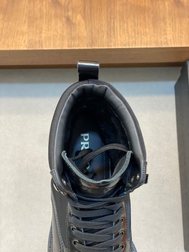 プラダ 激安 ブーツ 2025新作 高級感仕上げ ハイカットモデル 発送保証付き 安心サイト 高再現度仕様_5