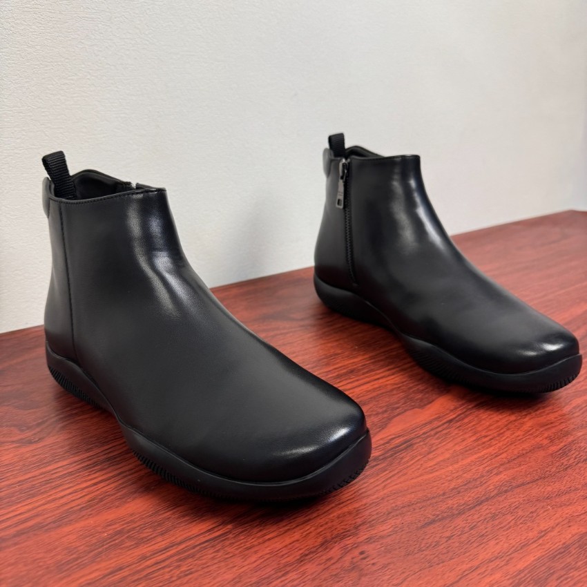 プラダ スーパーコピー 優良サイト ショートブーツ 2025新作 高級感仕上げ 本革仕様 発送保証付き 安心サイト_1