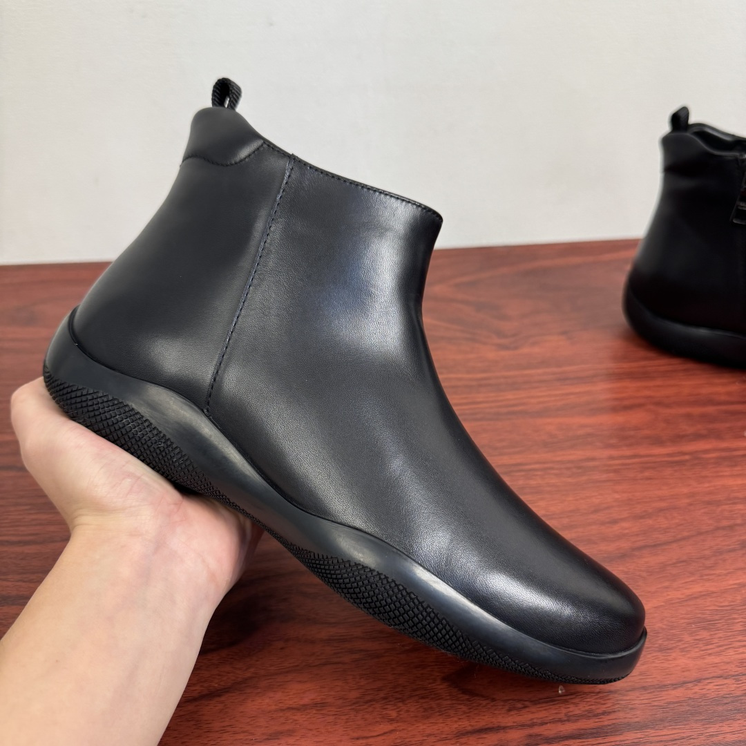 プラダ スーパーコピー 優良サイト ショートブーツ 2025新作 高級感仕上げ 本革仕様 発送保証付き 安心サイト_6