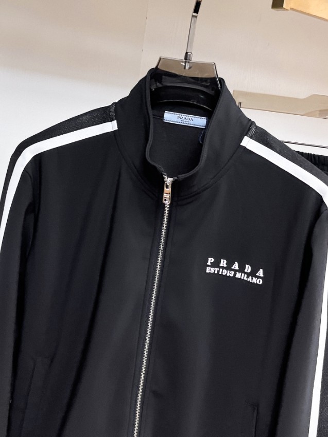 プラダ ジャージ セットアップ 2025新作 ブランド コピー 男女兼用 通気 快適な着心地 高再現度 丁寧な縫製 高級感仕上げ 即納対応_4