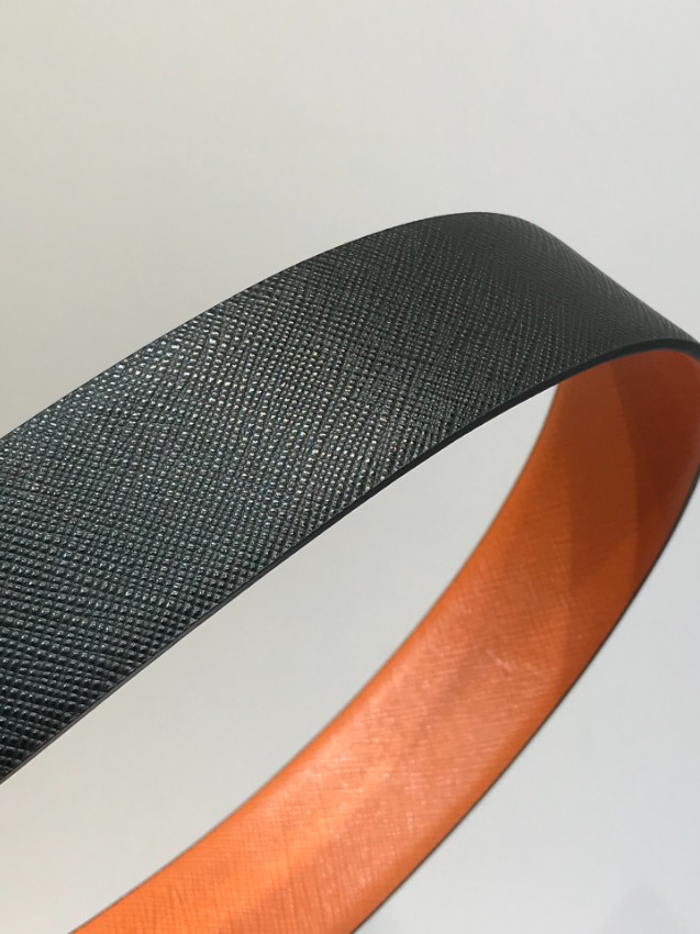 プラダ ベルト メンズ 2025新作 格安 高再現度 本革使用 トライアングルロゴ 高級感仕上げ 精密ディテール 丁寧な縫製 安心サイト_5