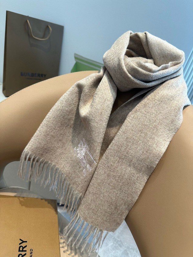 バーバリー マフラー カシミヤ スーパーコピー 優良サイト ベージュ 無地 高級感 柔らか素材 2025新作 男女兼用 人気ギフト_1