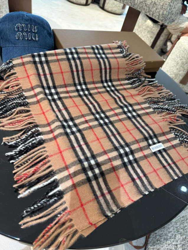 バーバリー マフラー メンズ レディース ブランド コピー 優良店 カシミヤチェック 高級感 保温性抜群 冬ギフト人気_3