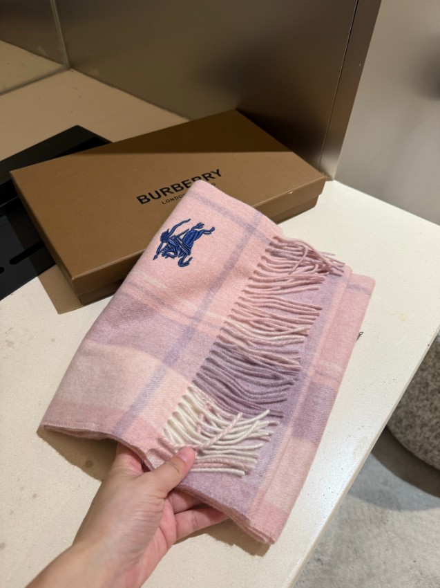 バーバリー マフラー レディース メンズ スーパーコピー 優良サイト チェック柄 ピンク 刺繍ロゴ 2025新作_2
