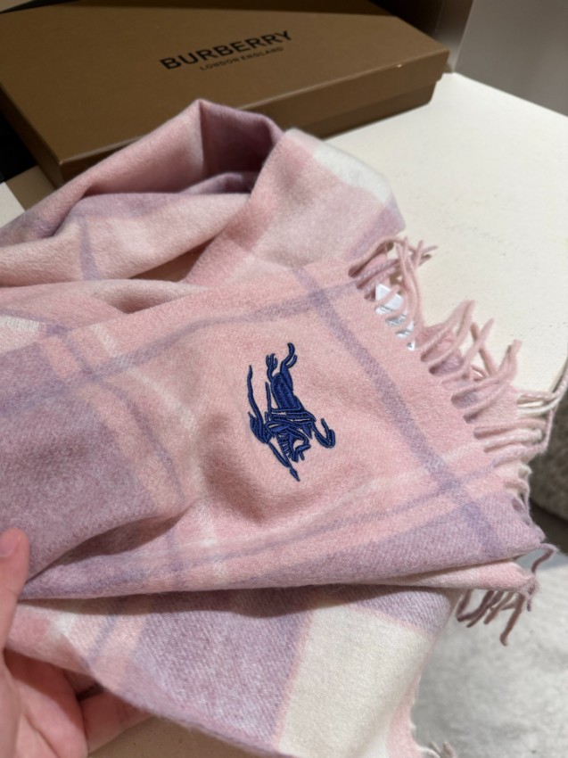 バーバリー マフラー レディース メンズ スーパーコピー 優良サイト チェック柄 ピンク 刺繍ロゴ 2025新作_6