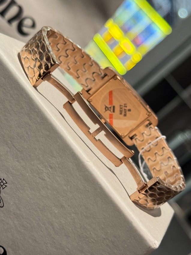 カルティエ 時計 レディース ブランド コピー 優良店 タンクアメリカン ゴールド&ローズ コンビ ダイヤモデル_6