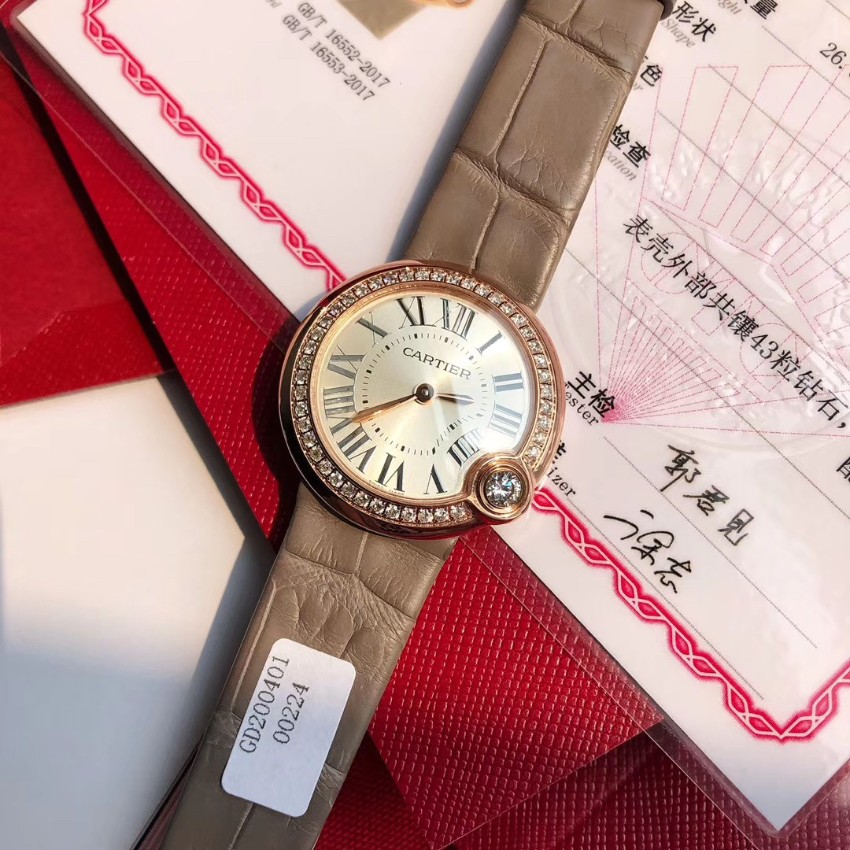 カルティエ Ballon Bleu ダイヤベゼル グレーレザー 高級感仕上げ スーパーコピー 高再現度 レディース腕時計 安心サイト_6