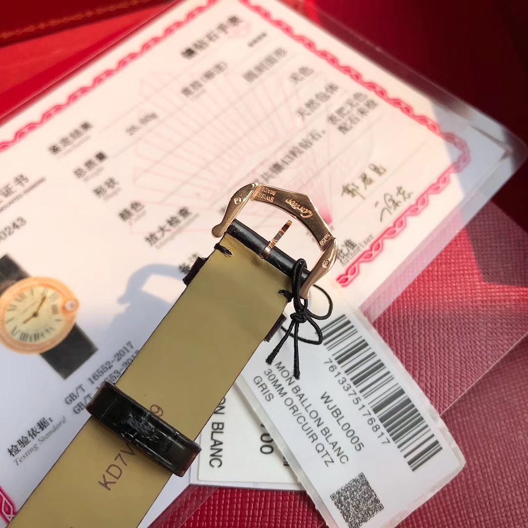 カルティエ Ballon Bleu ダイヤベゼル ブラックレザー 高級感仕上げ スーパーコピー 高再現度 レディース腕時計 安心サイト_6