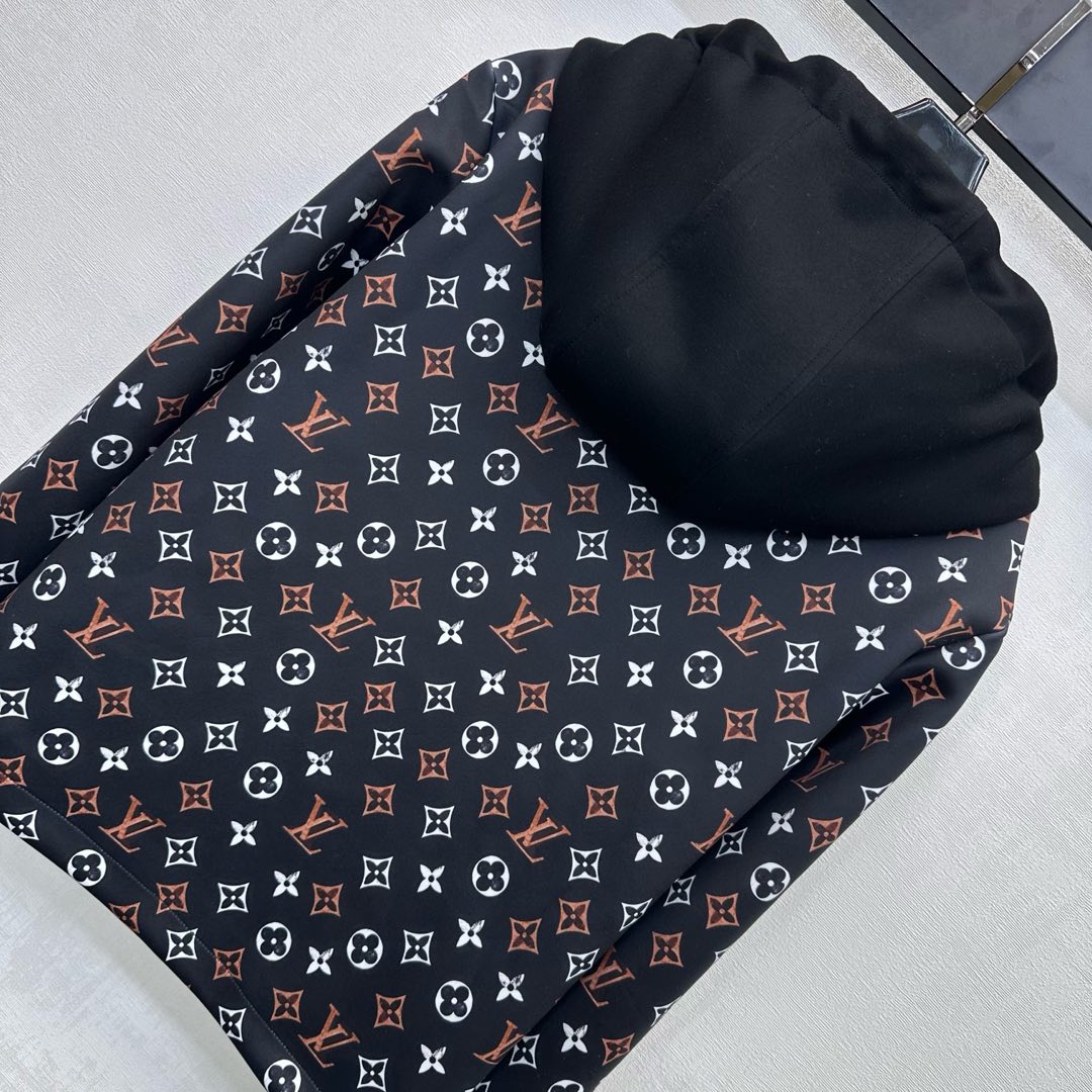 ルイヴィトン モノグラム ブラックパーカー 通気 快適な着心地 ブランド服 スーパーコピー 高再現度 メンズジャケット 安心サイト_3