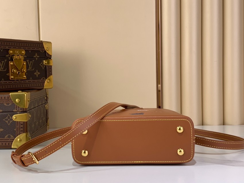 ルイヴィトン偽物 キャットデザインバッグ2025新作 高再現度 丁寧な縫製 上質感漂う 高級感仕上げモデル_4