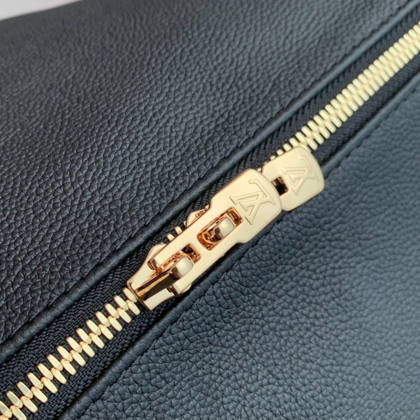 ルイヴィトン 高品質バッグ ブラック×モノグラム 2025年新作 上質レザー使用 エレガントな2WAYモデル_7