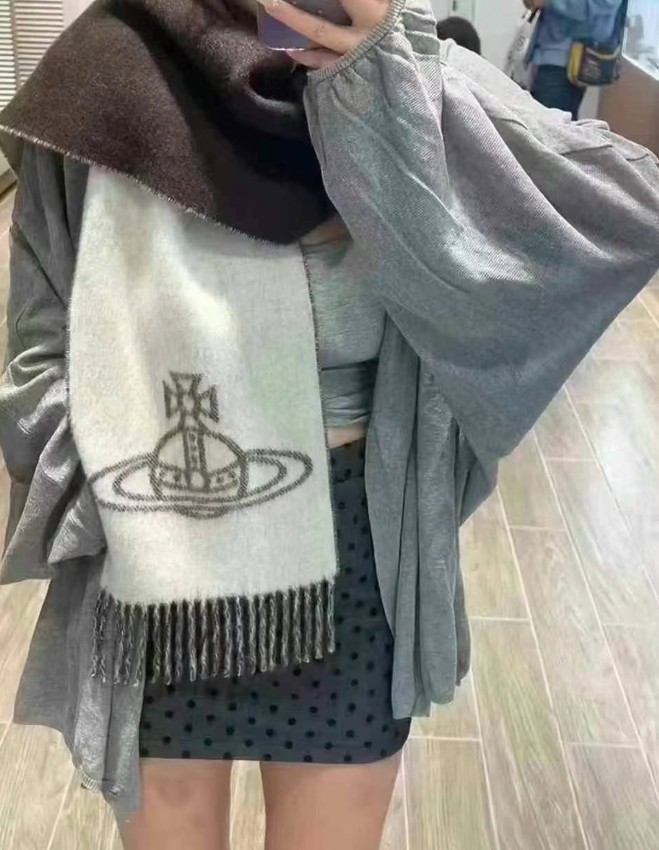 ヴィヴィアンウエストウッド スカーフ 格安 2025新作 高級感仕上げ リバーシブルデザイン ウール素材 高再現度 安心サイト_4