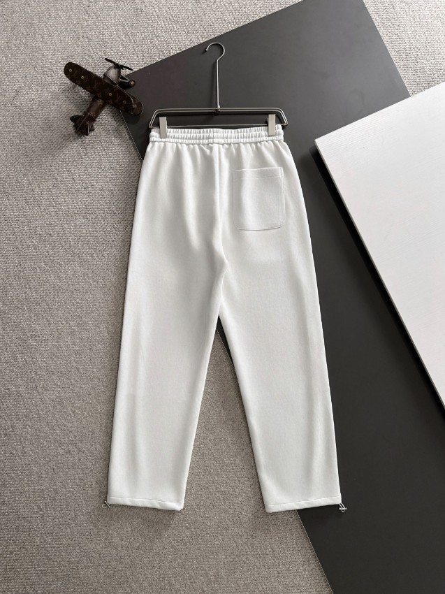 モンクレール スウェットパンツ 偽物 バレない再現度 2025新作 高級感仕上げ 通気 快適な着心地 男女兼用 安心サイト_2