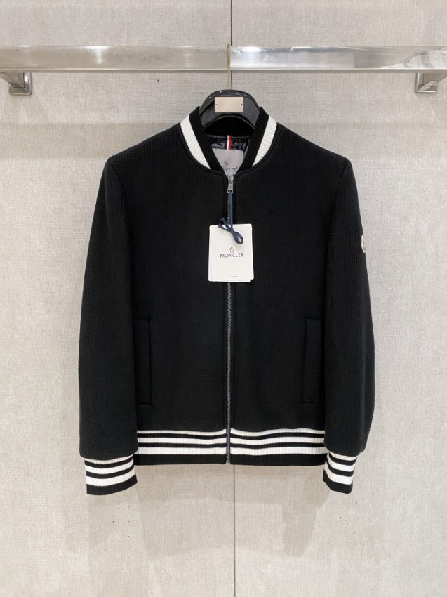 モンクレール ダウンジャケット 偽物 バレない再現度 2025新作 高級感仕上げ 軽量仕様 男女兼用 防寒性抜群_1