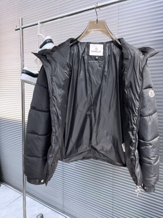 モンクレール ダウンジャケット スーパーコピー 優良サイト 2025新作 高級感仕上げ フードロゴ仕様 男女兼用 防寒性抜群_2