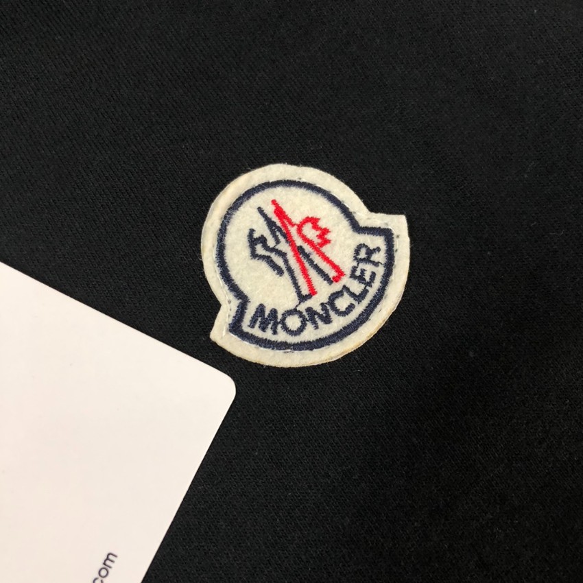 モンクレール ロンT ブランド コピー 安全通販 2025新作 高級感仕上げ 男女兼用 快適な着心地 上質コットン素材_6