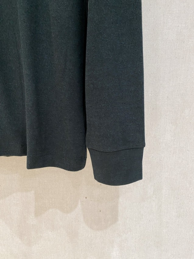 モンクレール ロンT ブランド コピー 安全通販 2025新作 高級感仕上げ 上質コットン素材 男女兼用 快適な着心地_5