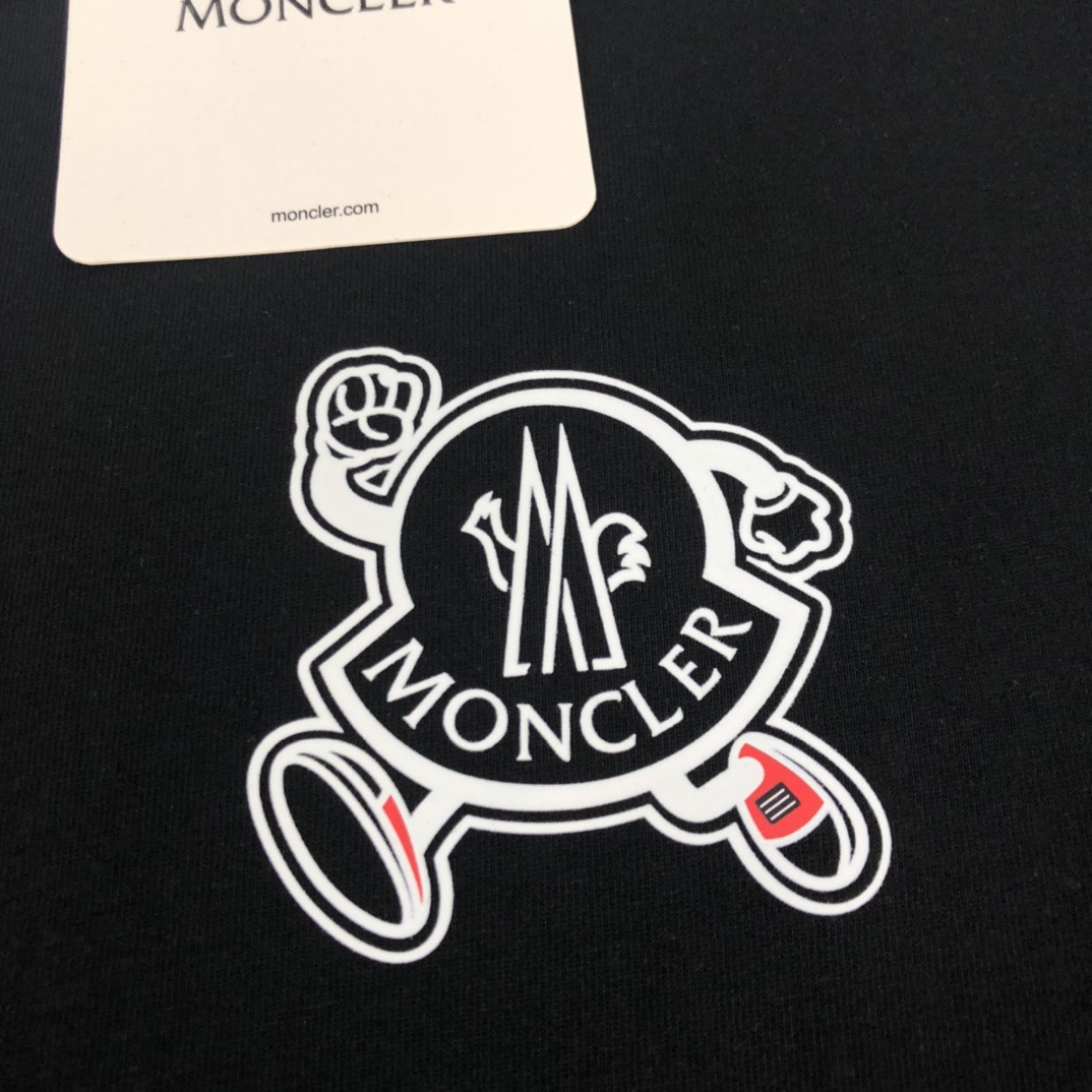 モンクレール ロンT ブランド コピー 安全通販 2025新作 スカルロゴ刺繍 上質コットン素材 高級感仕上げ 男女兼用_5