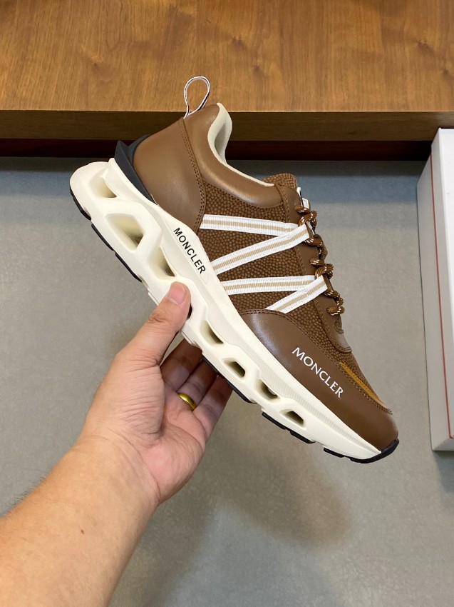 モンクレール スニーカー 2025新作 スーパーコピー 高再現度 トレイルデザイン ブラウン×ホワイト 高品質素材使用 快適な履き心地_6
