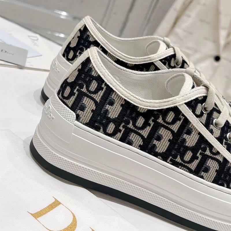 ディオール スニーカー 2025新作 ブランド コピー 高再現度モデル オブリークキャンバス ブラック 上質素材 快適な履き心地 発送保証付き_3