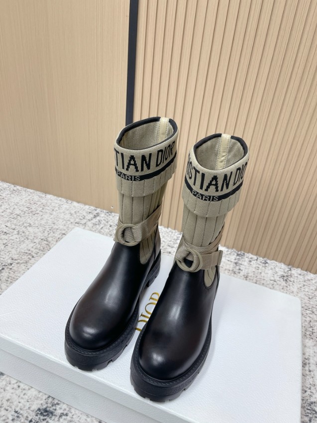 ディオール ブーツ 2025新作 スーパーコピー 高再現度モデル 精密ディテール 上質感あふれるデザイン 安心サイト 即納対応_2