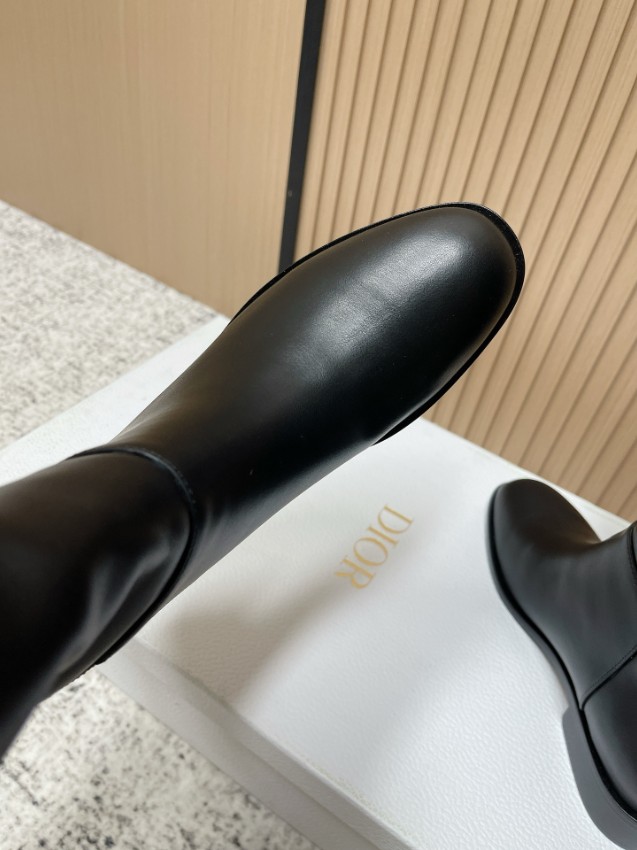 ディオール ロングブーツ 2025新作 激安屋口コミ 高再現度モデル 上質レザー仕様 丁寧な縫製 安心サイト 即納対応_5