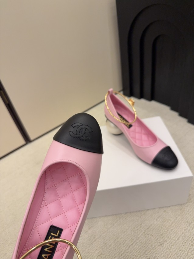 シャネル パンプス スーパーコピー 2025新作 ピンク 高再現度 高級感仕上げ パールヒール 丁寧な縫製 安心サイト_5