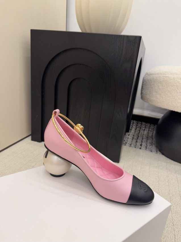 シャネル パンプス スーパーコピー 2025新作 ピンク 高再現度 高級感仕上げ パールヒール 丁寧な縫製 安心サイト_4