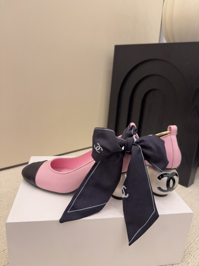 シャネル パンプス スーパーコピー 2025新作 ピンク 高再現度 高級感仕上げ パールヒール 丁寧な縫製 安心サイト_8