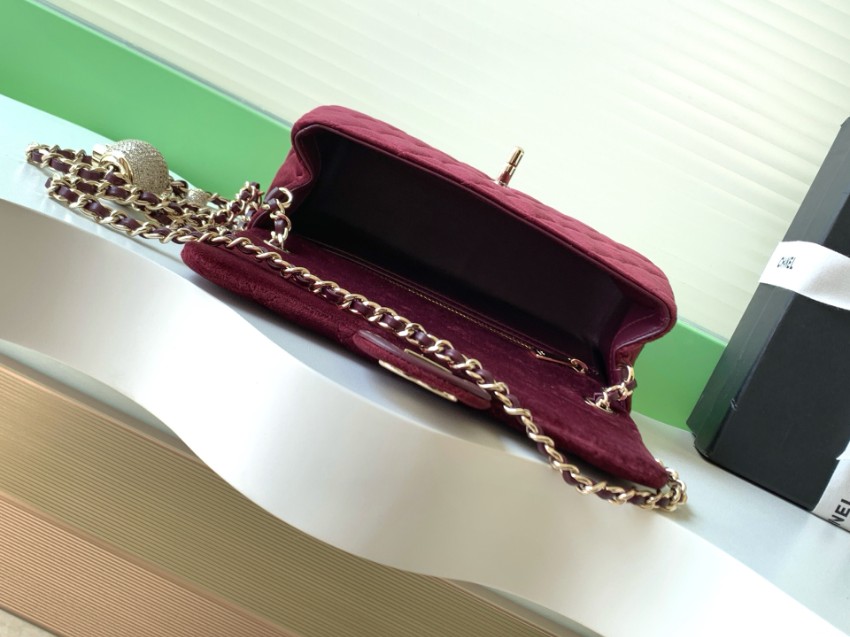 シャネル バッグ ブランド コピー 安全通販 2025新作 ボルドー 高再現度 高級感漂う チェーンショルダー 上質仕上げ_5