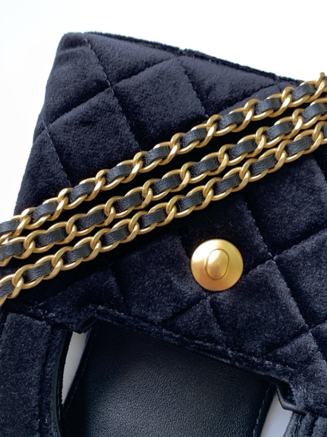 シャネル ブラックミニバッグ 2025新作 ブランド コピー 高級感仕上げ 丁寧な縫製 安心サイト 実店舗運営 発送保証付き_8