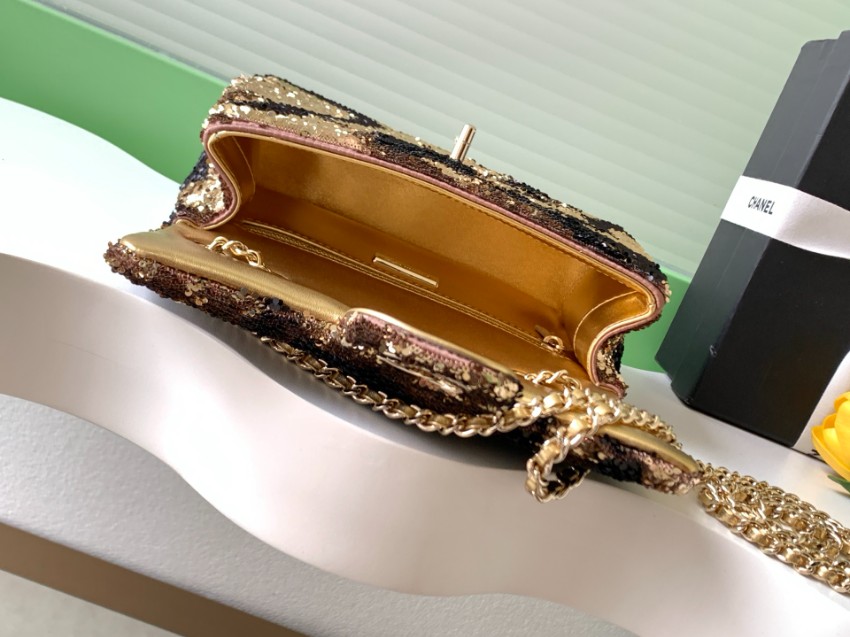 シャネル スパンコールショルダーバッグ 2025新作 コピー 高級感仕上げ 精密ディテール 上質素材使用 リピーター多数 安心サイト 発送保証_5