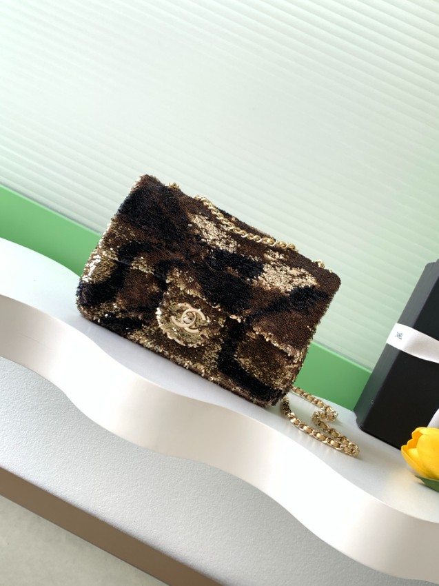 シャネル スパンコールショルダーバッグ 2025新作 コピー 高級感仕上げ 精密ディテール 上質素材使用 リピーター多数 安心サイト 発送保証_2