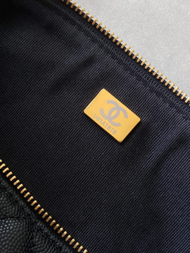 シャネル ブラックショルダーバッグ 2025新作 激安屋口コミ 高級感仕上げ 本格派モデル 丁寧な縫製 リピーター多数 安心サイト 発送保証_8