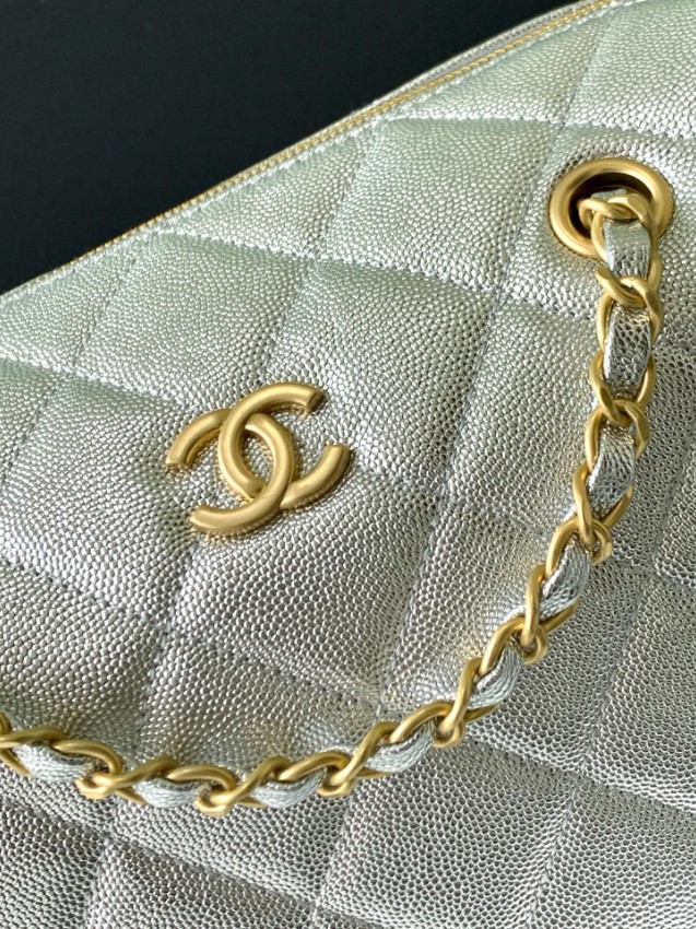 シャネル シルバーショルダーバッグ 2025新作 格安 高級感仕上げ 丁寧な縫製 上質素材使用 リピーター多数 安心の日本倉庫 発送保証付き_7