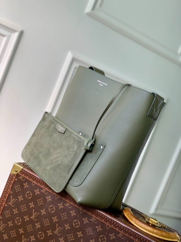 ルイ・ヴィトン トリヨンレザー ショルダーバッグ グリーン ブランド コピー 安全通販 高品質再現 本革使用 上質仕立て 2025新作 発送保証_2