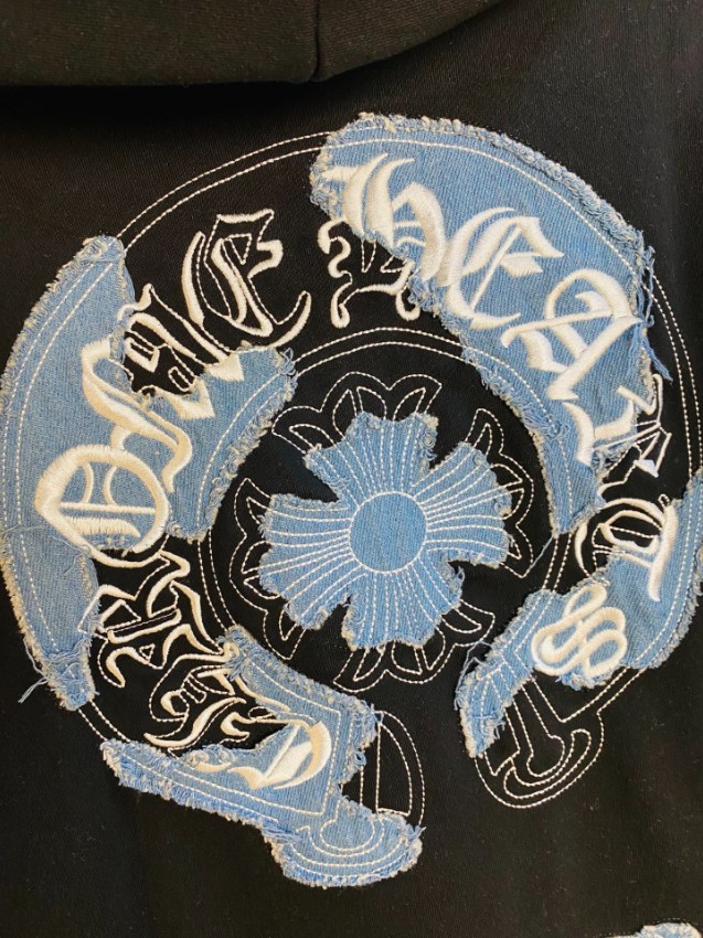 クロムハーツ パーカー 偽物 バレない再現度 2025新作 男女兼用 ブランド コピー 激安 快適な着心地 高品質素材 丁寧な縫製 高評価モデル_7