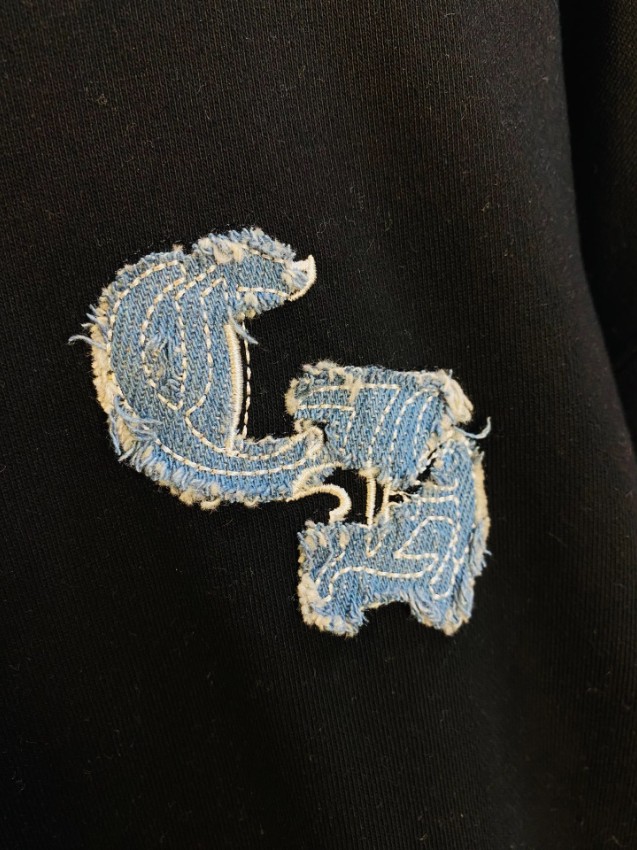 クロムハーツ パーカー 偽物 バレない再現度 2025新作 男女兼用 ブランド コピー 激安 快適な着心地 高品質素材 丁寧な縫製 高評価モデル_6