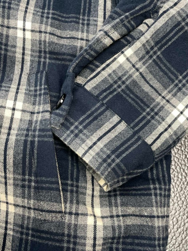 セリーヌ シャツ 偽物 チェック柄パーカー付き 2025新作 ブランド 服 コピー 激安 肌触り良好 快適な着心地 高再現度_8