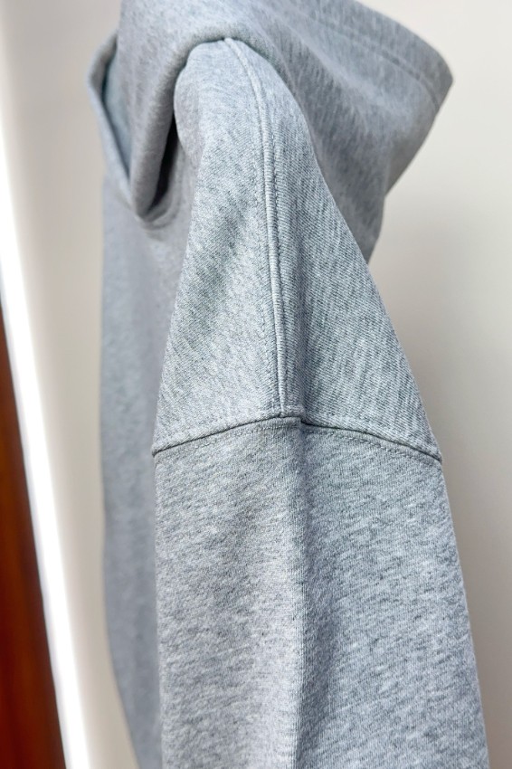 セリーヌ パーカー 格安 刺繍デザイン フーディ グレー 2025新作 ブランド 服 コピー 激安 通気 快適な着心地 高評価_5