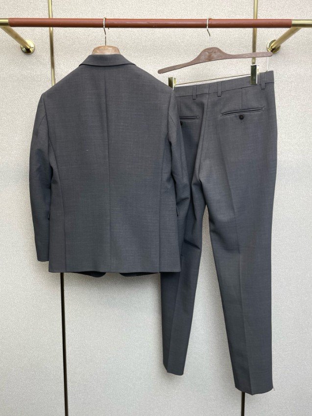 セリーヌ スーツ ブランド コピー 安全通販 グレー セットアップ 2025新作 高再現度 職人技術再現 高級感仕上げ_2