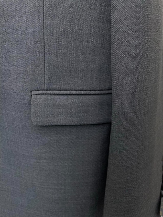 セリーヌ スーツ ブランド コピー 安全通販 グレー セットアップ 2025新作 高再現度 職人技術再現 高級感仕上げ_5