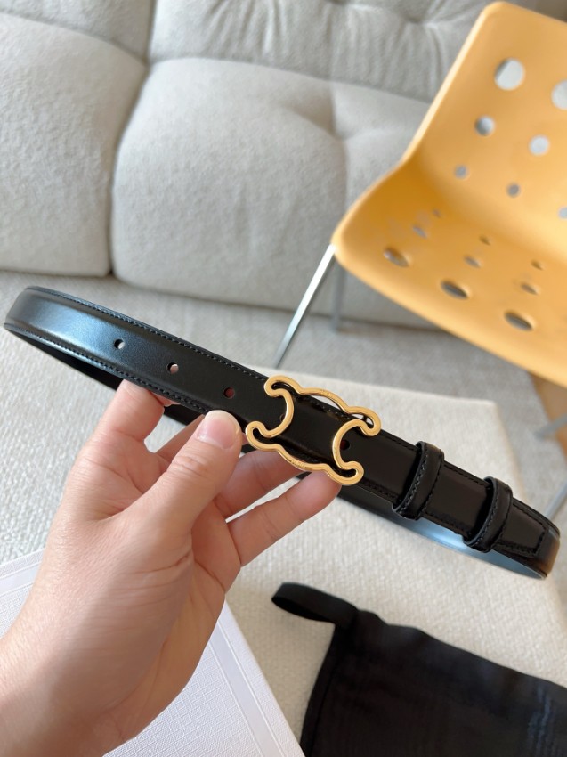 セリーヌ トリオンフバックル ブラックレザーベルト 高再現度 格安 高級感仕上げ 2025新作 職人技術再現 安心の日本倉庫_5