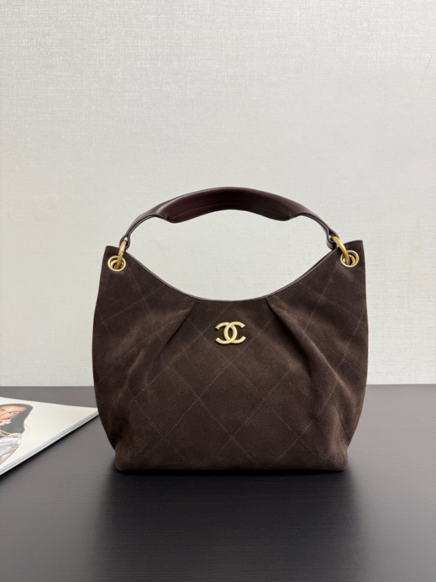 シャネル バッグ ブランド コピー 安全通販 2025新作 スエード素材 高再現度 ホーボーバッグ 高級感漂う 本格派モデル_2