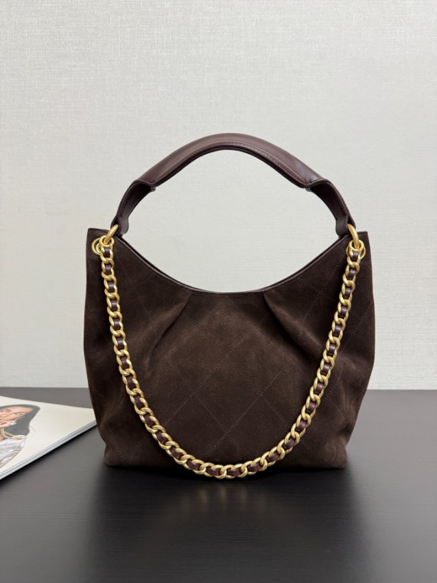 シャネル バッグ ブランド コピー 安全通販 2025新作 スエード素材 高再現度 ホーボーバッグ 高級感漂う 本格派モデル_3