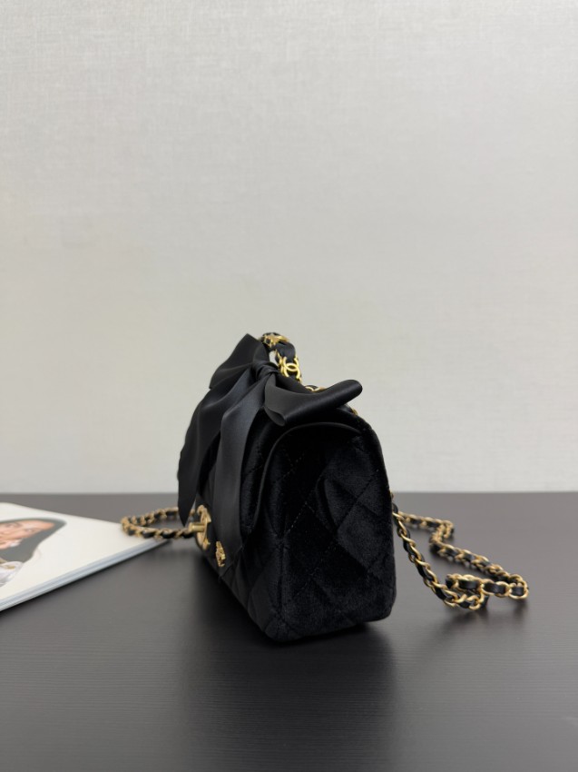 シャネル バッグ 偽物 バレない再現度 2025新作 高再現度 スエード ミニフラップ リボン付き 高級感仕上げ_2