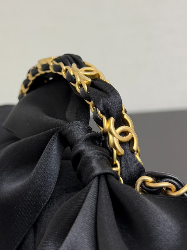 シャネル バッグ 偽物 バレない再現度 2025新作 高再現度 スエード ミニフラップ リボン付き 高級感仕上げ_6