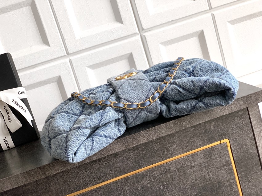 シャネル デニム チェーンバッグ 2025新作 偽物 バレない再現度 高級レベル仕様 丁寧な縫製 職人技術再現 安心サイト_3