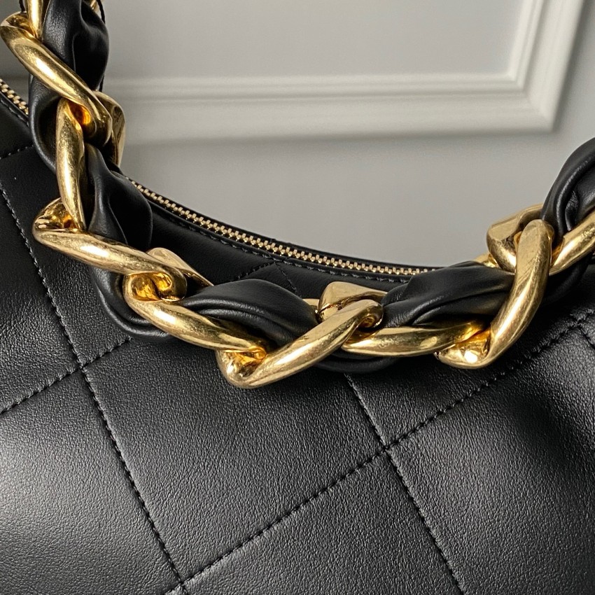 シャネル ブラック チェーンバッグ 2025新作 ブランド コピー 安全通販 高級感仕上げ 上質レザー使用 精密ディテール_6